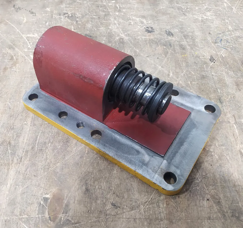 16Y-17-00010 - Клапан тормозной SD16 правый