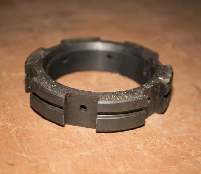 Гайка полуоси ступицы SD16