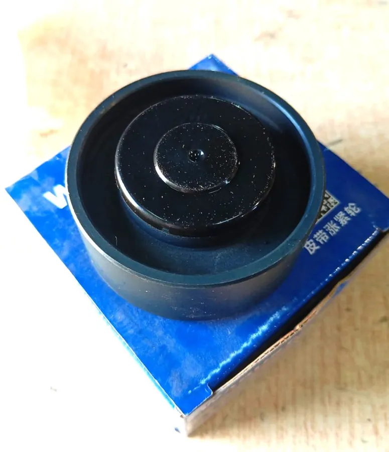 1023015-36D - Ролик натяжителя плоский приводного ремня FAW CA3252 J6