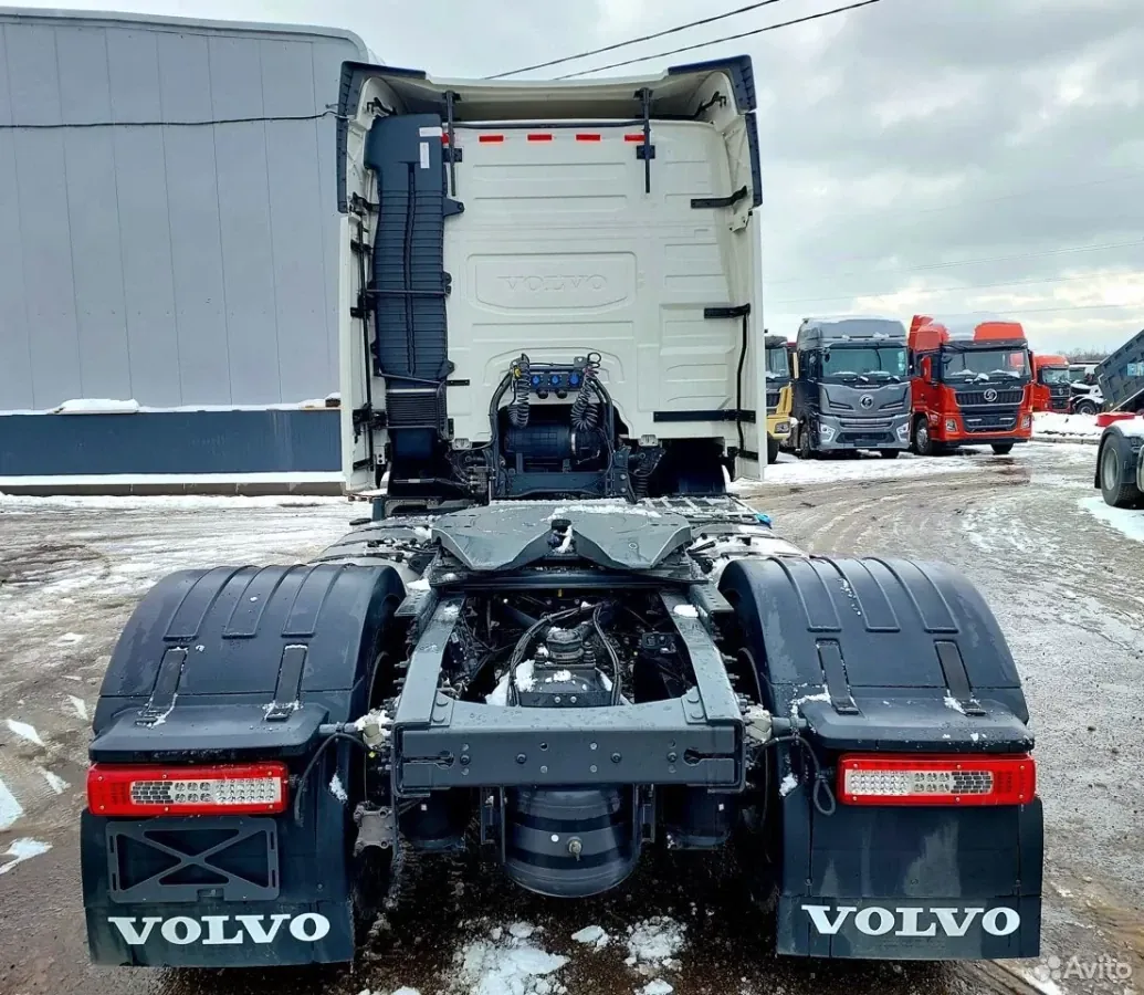 Тягач VOLVO 4x2 FM420