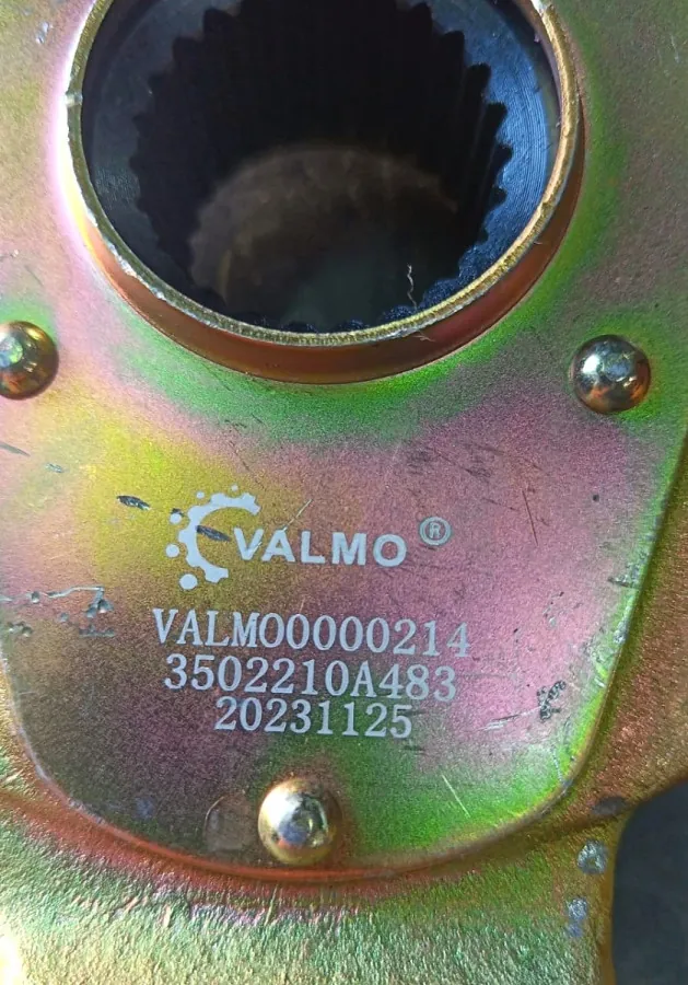 Трещетка тормозная J6 заднего моста правая (z=25) VALMO0000214