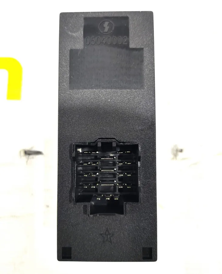 DZ97189585110 - Блок управления стеклоподъемником левый SHACMAN X3000 ОРИГИНАЛ