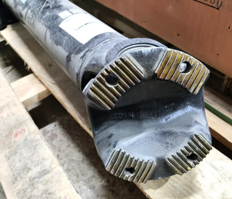 DZ92189315098 - Вал карданный L980 с подвесным 8x4 SHACMAN X3000 ОРИГИНАЛ