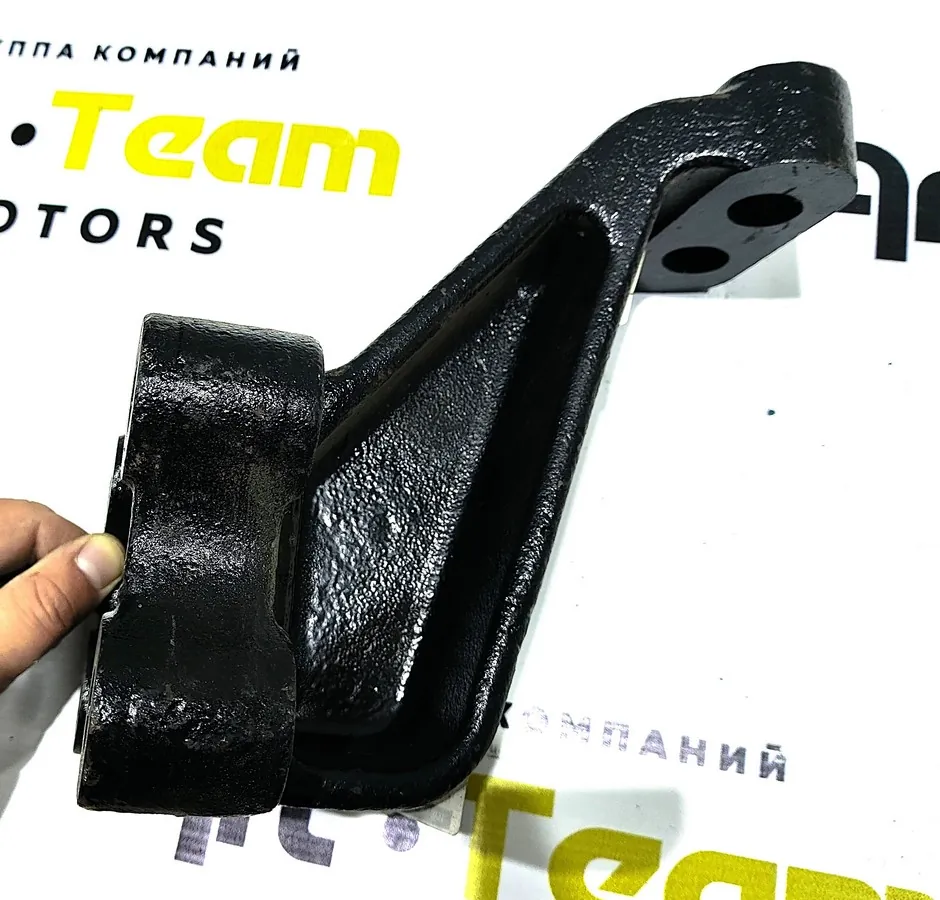 DZ9X259594006 - Кронштейн двигателя передний правый SHACMAN X6000 ОРИГИНАЛ