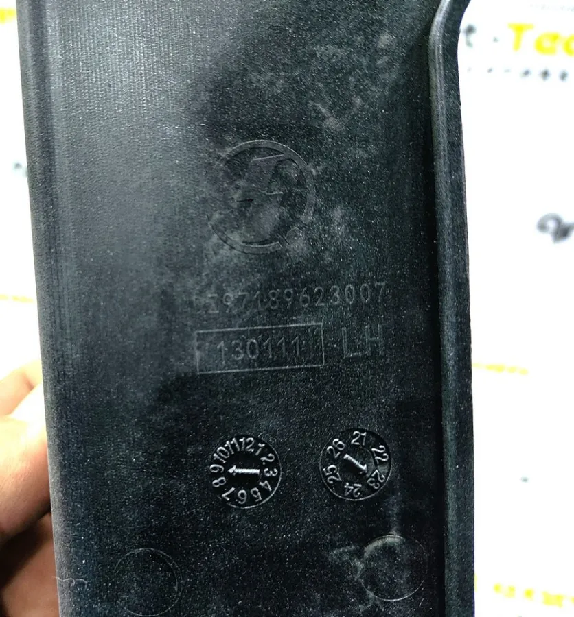 DZ97189623007 - Накладка декоративная бампера левая SHACMAN X5000 ОРИГИНАЛ