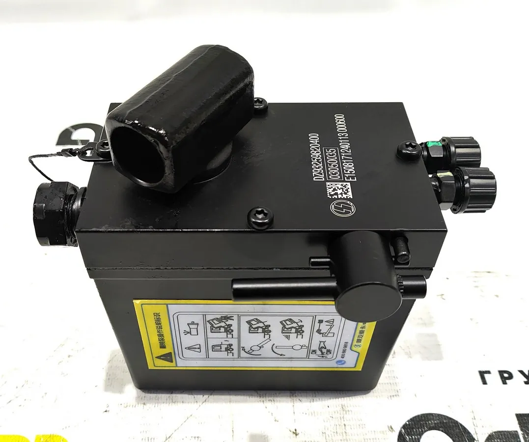 DZ93259820400 - Насос подъема кабины SHACMAN X3000 F3000 ОРИГИНАЛ