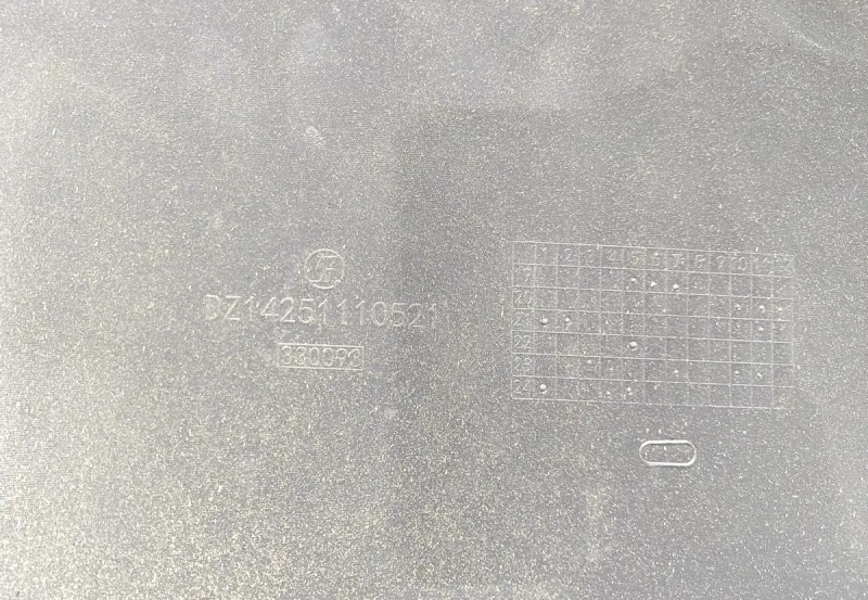 DZ14251110521 - Обтекатель кабины внешний левый SHACMAN X5000 ОРИГИНАЛ