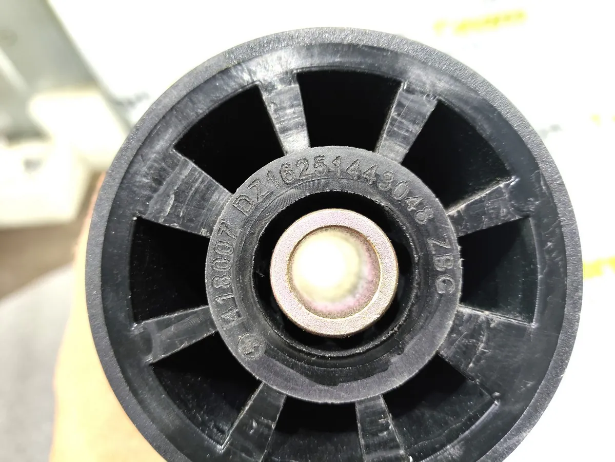 DZ16251443048 - Ограничитель кронштейна задней подвески кабины SHACMAN X6000 ОРИГИНАЛ