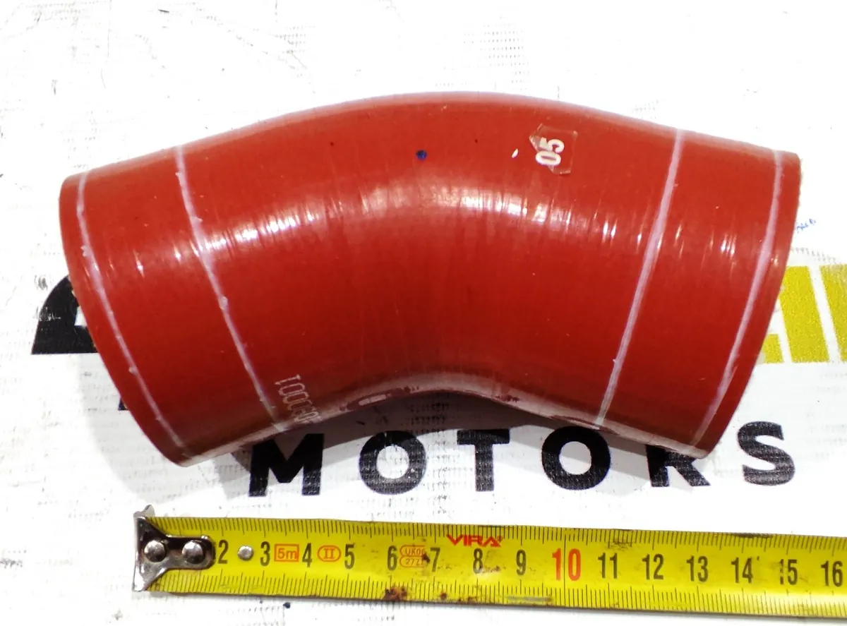 DZ9X189535035 - Патрубок радиатора угловой выпуск SHACMAN X6000 WP13 ОРИГИНАЛ