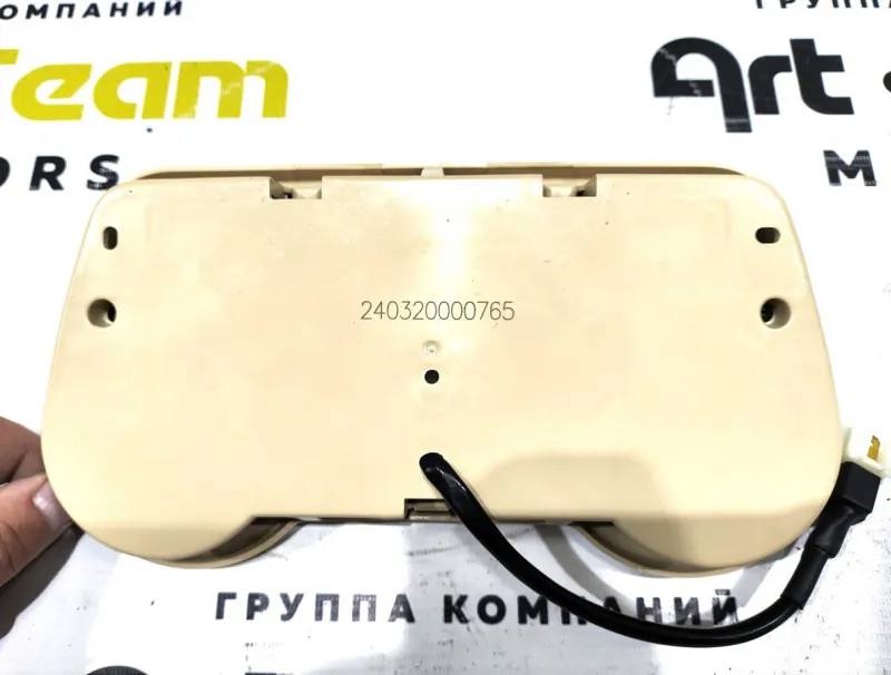 DZ97189721362 - Плафон (лампа) подсветки кабины по центру SHACMAN X5000 ОРИГИНАЛ