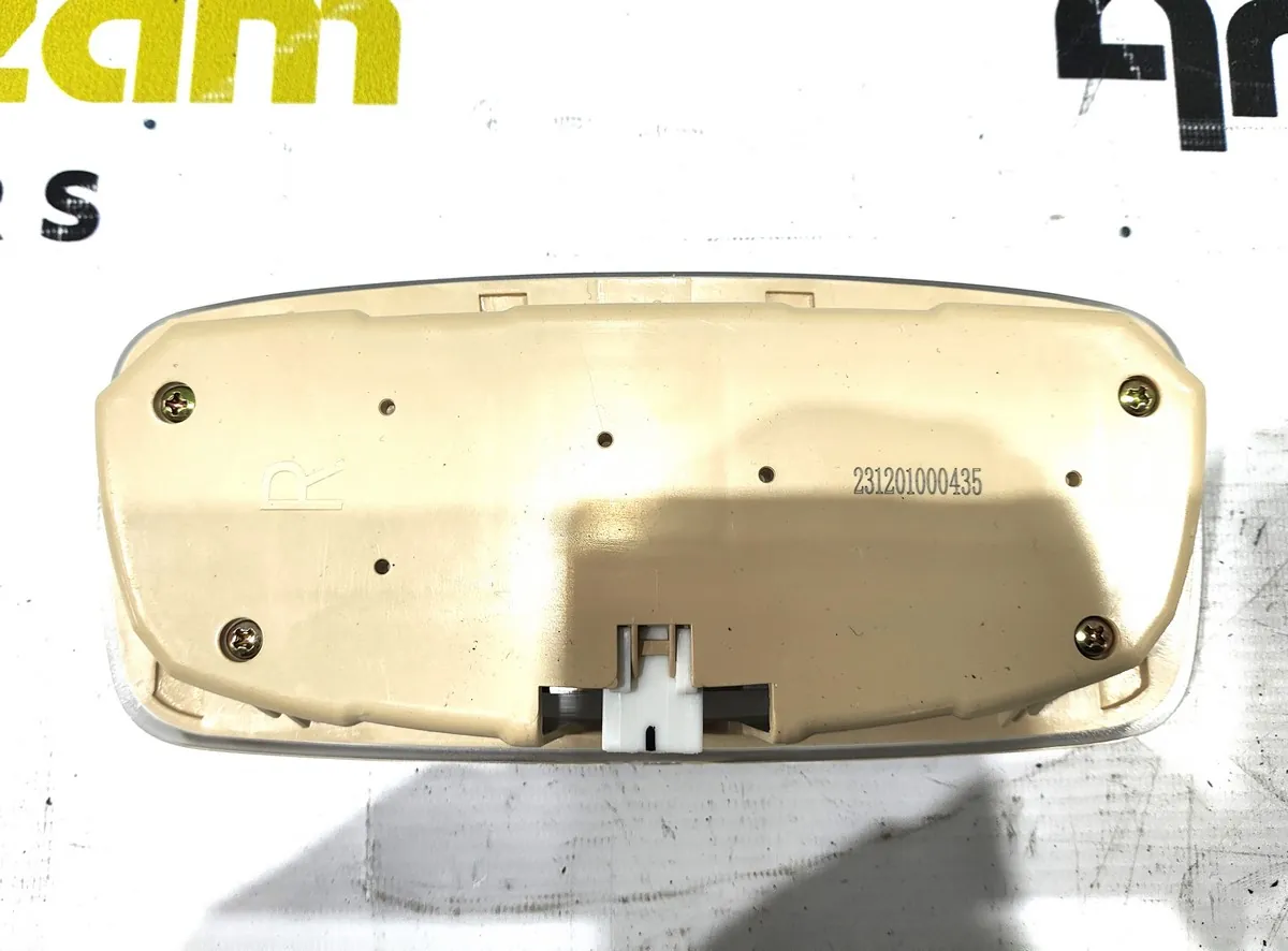 DZ9X259720019 - Плафон-лампа правая со стороны пассажира SHACMAN X6000 ОРИГИНАЛ