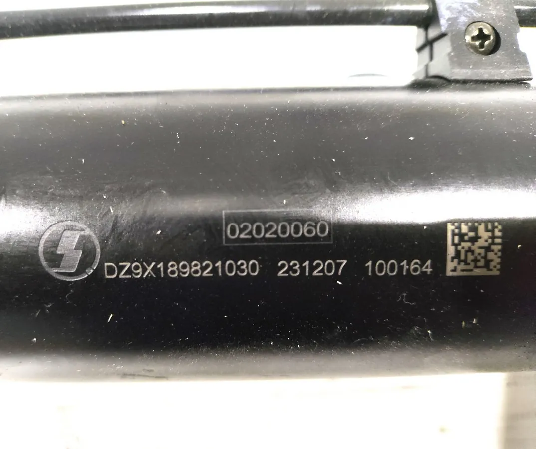 DZ9X189821030 - Цилиндр подъема кабины SHACMAN X6000 ОРИГИНАЛ