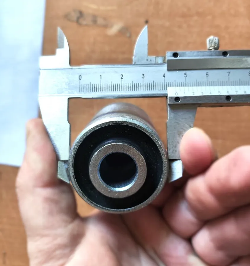 2916010-2001/E_bush - Сайлентблок (70х45) стабилизатора заднего FAW J7 нижний