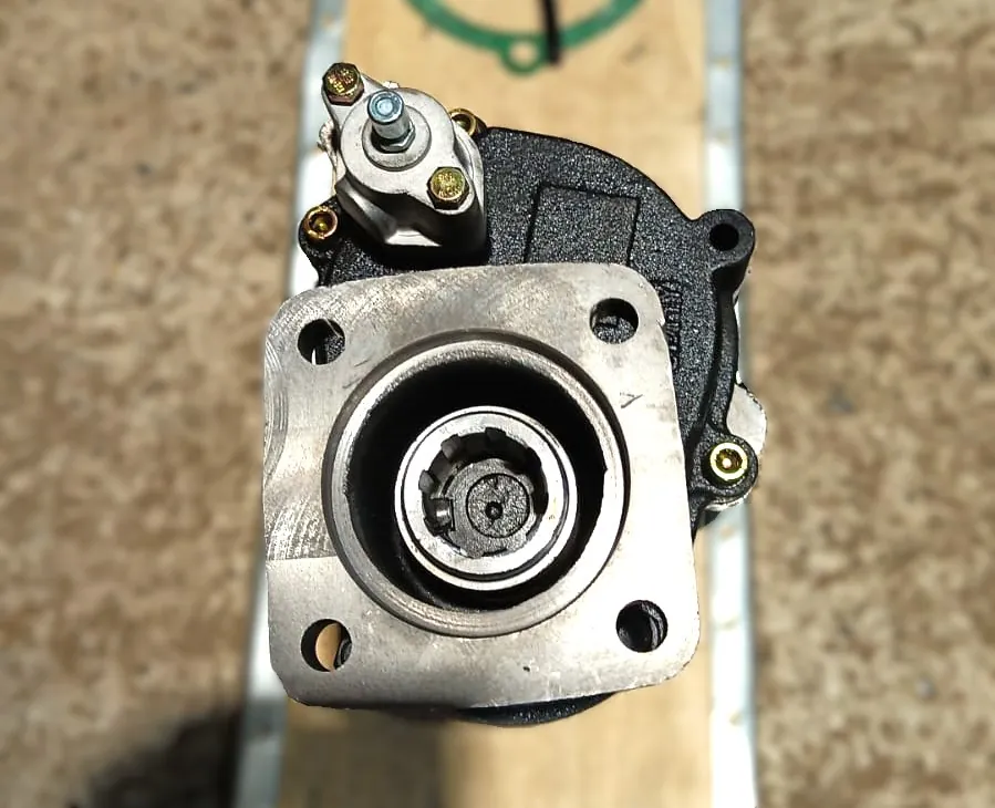 12JSDX240TA-1707010 - Коробка отбора мощности 12JSDX220TA-B